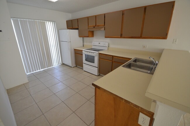 Photo - 2 Bedroom 2 Bath in Winter Park AVAILABLE AUGUST 17th! Apartment