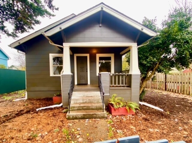 Foto del edificio - 8236 N Olympia St