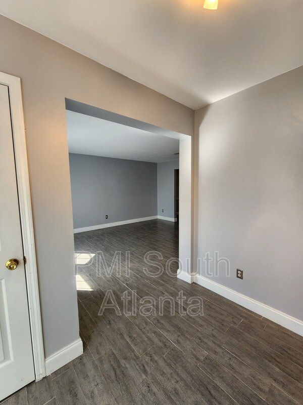 Building Photo - 2085 Winding Crossing Trail