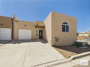 Building Photo - 1565 Kachina Ridge Dr