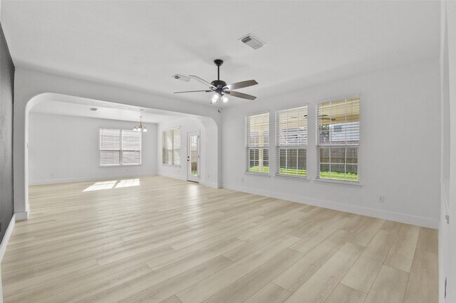 Foto del edificio - 16727 Summer Cypress Ct