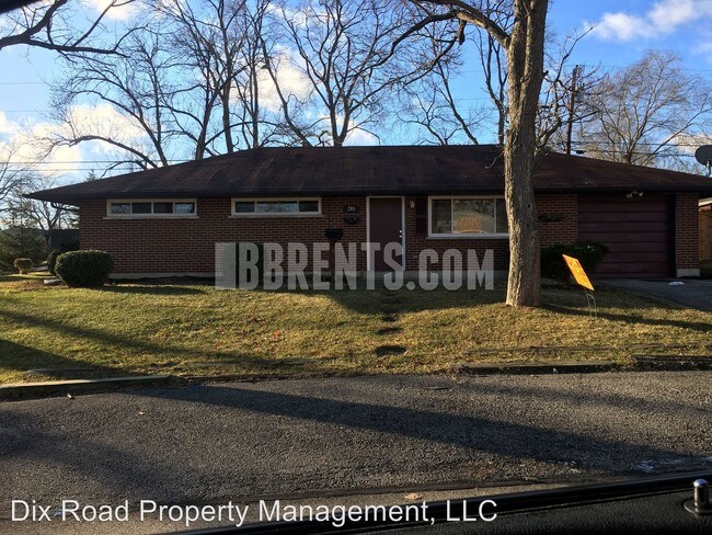 Building Photo - 206 Ironwood Dr