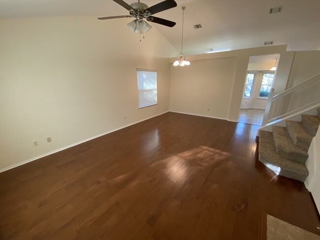 living/dining - 2204 Waterway Bnd