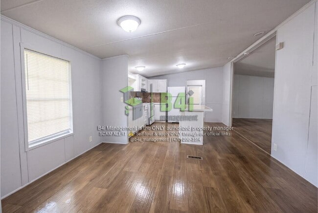 Building Photo - 145 Springbrook Cir