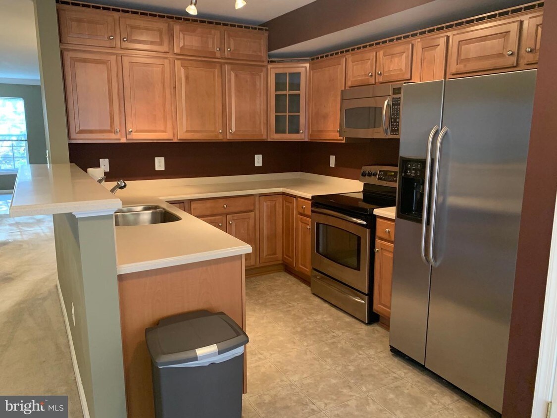 Foto principal - 2107 Hideaway Ct
