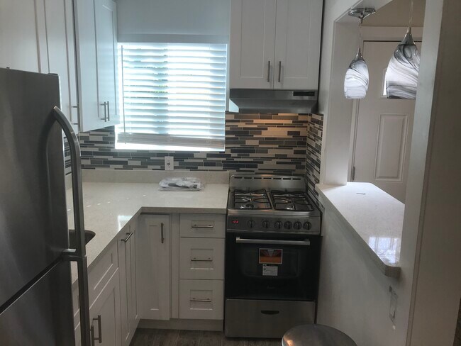 Foto del edificio - 2544 S Bentley Ave