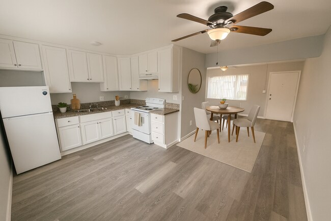 Foto del edificio - Cozy 2BD/1BA Available for Rent! (Upstairs)