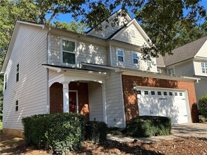 Building Photo - 130 Creekwood Tr