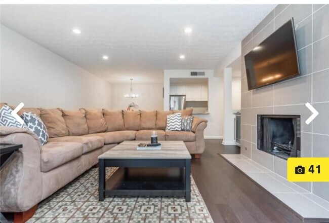 Building Photo - 310 Park Ridge Cir