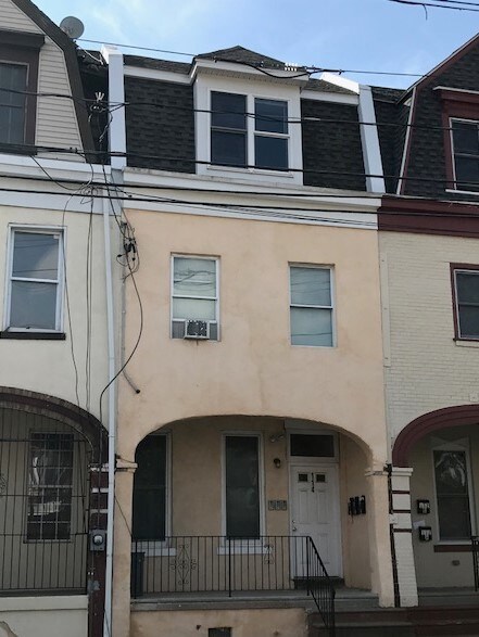 Primary Photo - 114 State St