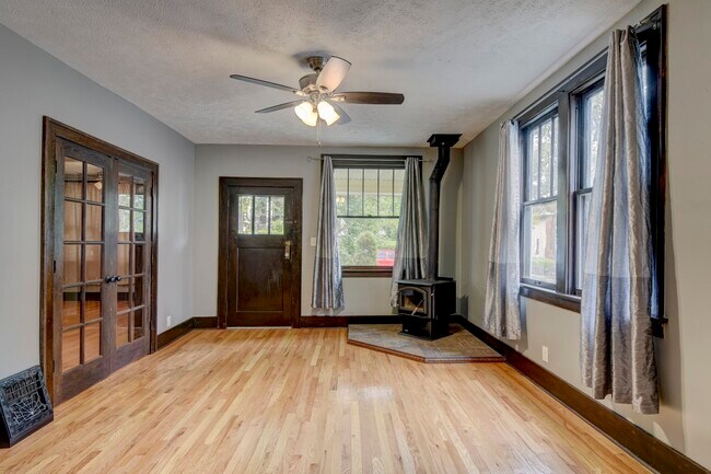 Foto del edificio - 816 N 43rd St