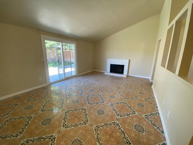 Foto del edificio - Lancaster 3 bedroom