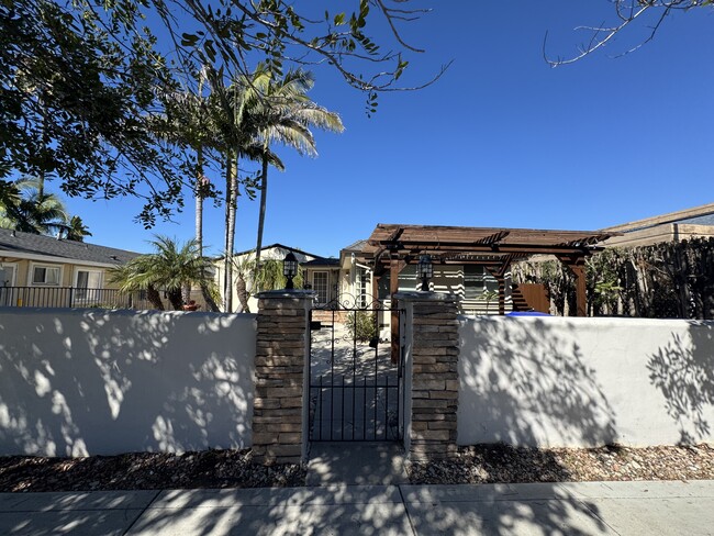 Building Photo - 3822 Adams Ave Building Photo - 3822 Adams Ave