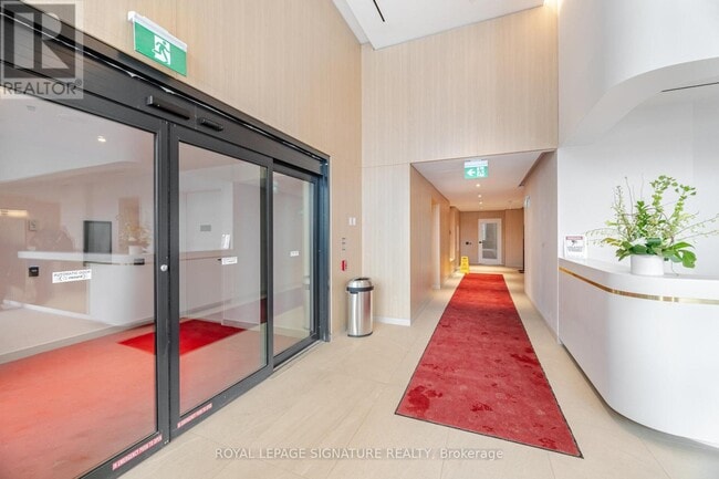 Building Photo - 1 Fairview Rd E