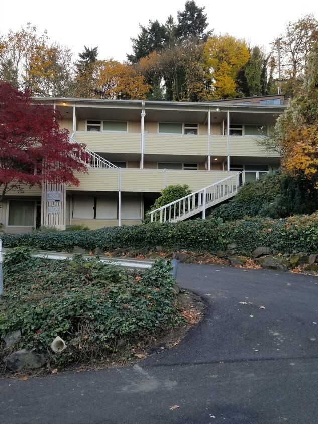Primary Photo - Harrison House
