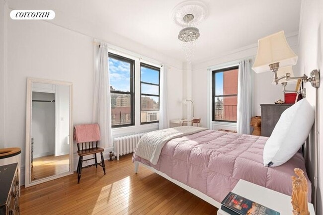 Building Photo - 510 W 110th St