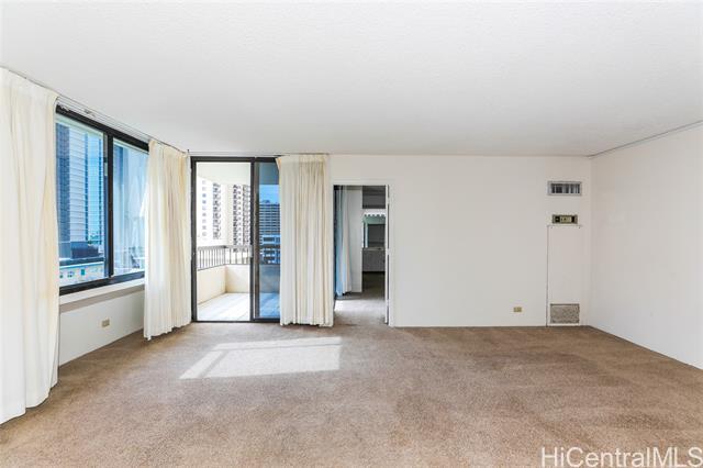 Building Photo - 2215 Aloha Dr