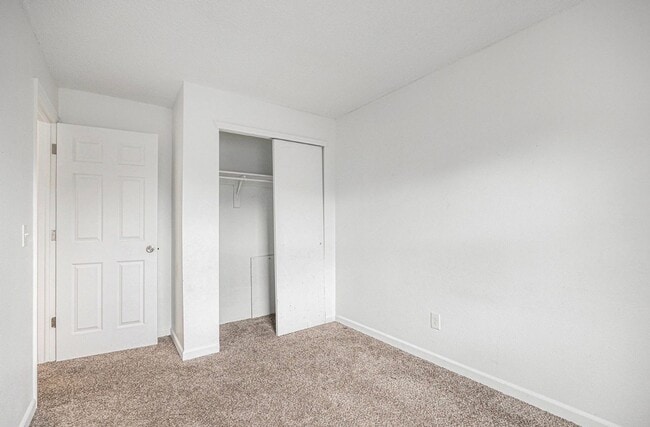 Building Photo - 8156 Washington St