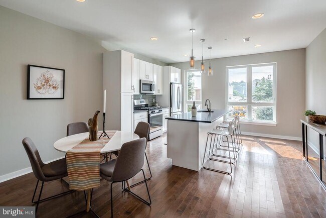 Foto del edificio - 3832 Manor St