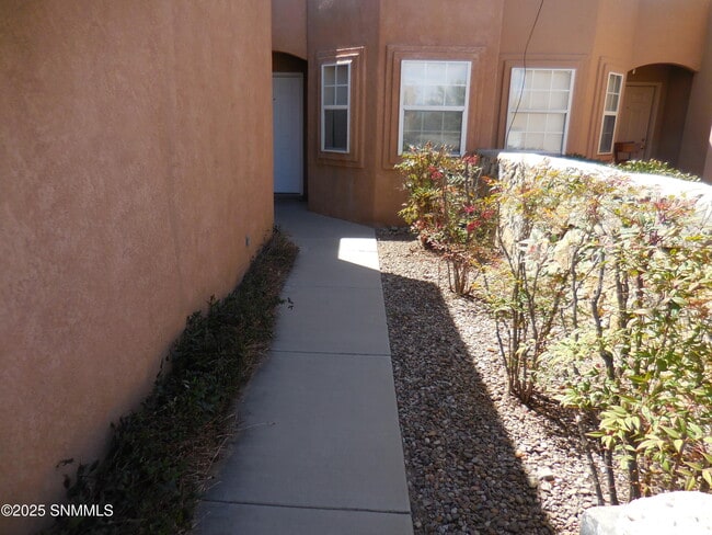 Foto del edificio - 3219 Eagle Ridge Dr