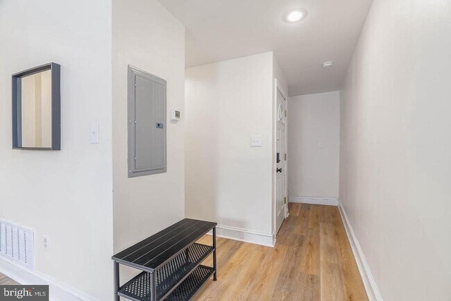 Foto del edificio - 558 N 16th St