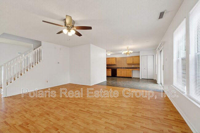 Building Photo - 2009 Dutch Elm Dr