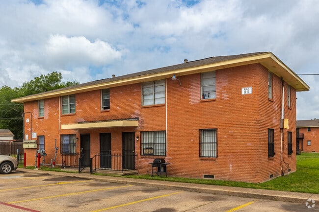 Building Photo - Hidden Creek Apartments