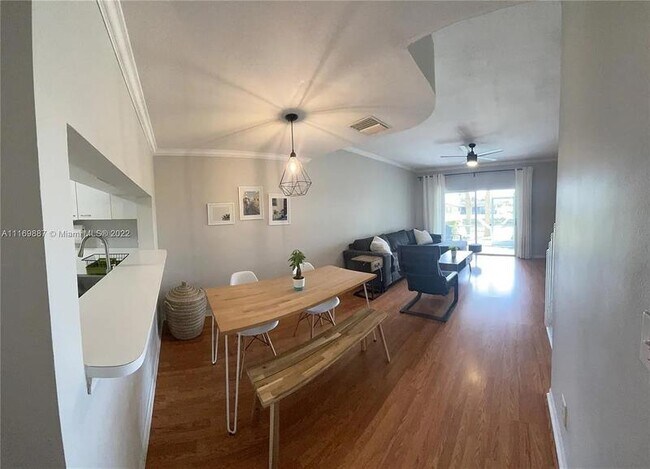 Building Photo - 5296 Jubilee Way