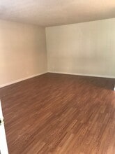 Casa Vasona Garden Apartments - 8