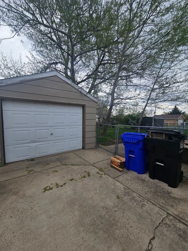 Foto del edificio - 4 BED | 2 BATH | SINGLE-FAMILY HOME | NORT...