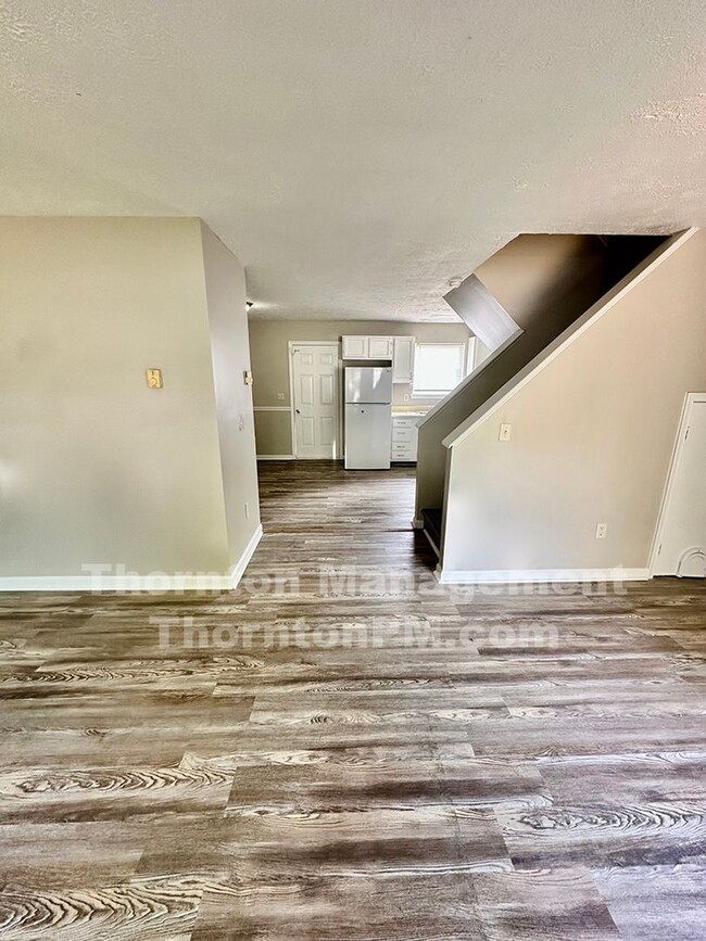 Building Photo - Available Now 3 Bedroom Townhouse in Culpeper
