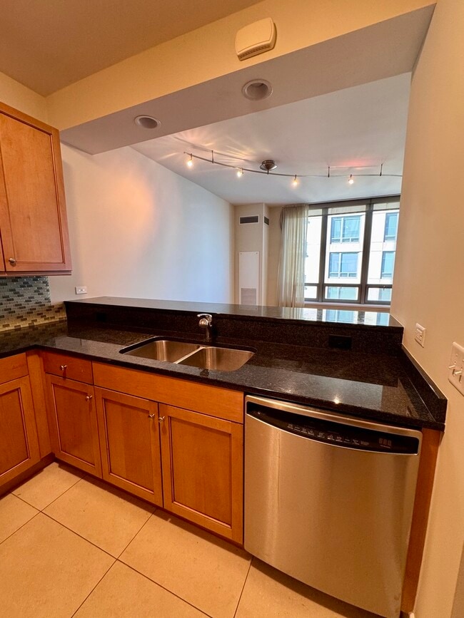 Foto del edificio - 600 N Lake Shore Dr