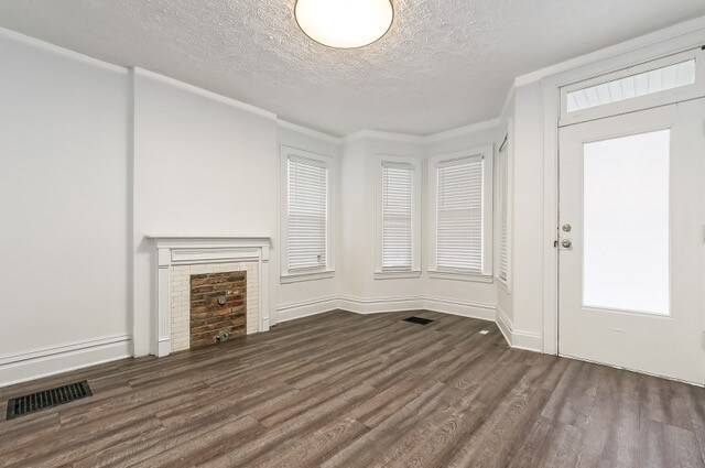 Foto del edificio - 317 Chittenden Ave