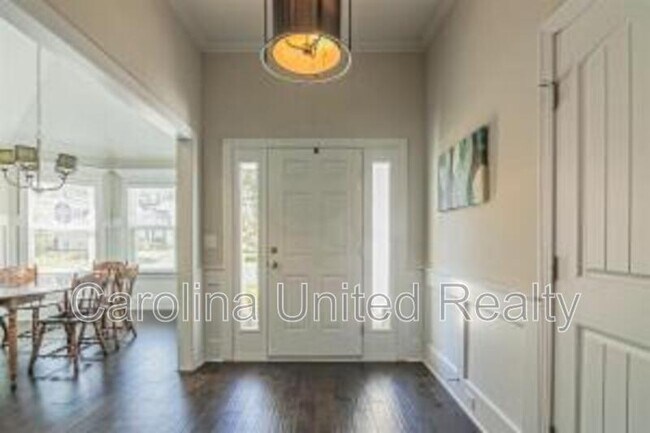 Foto del edificio - 2109 Kinsale Ave