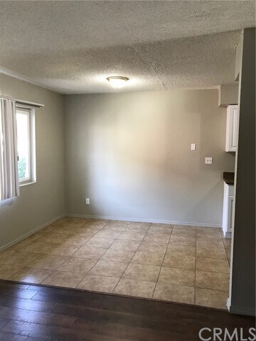 Foto del edificio - 16939 Reed St