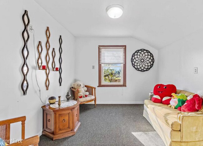 Foto del edificio - 5 br, 1.5 bath House - 515 16th St