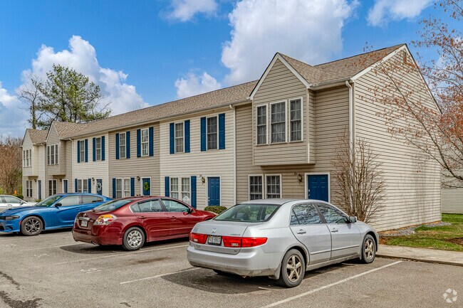 Building Photo - Del Ray Townhomes