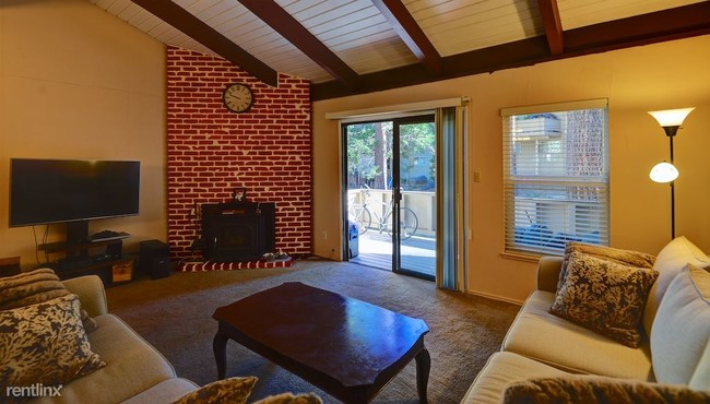 Building Photo - 3 br, 2.5 bath Condo - Mountain Shadows 57