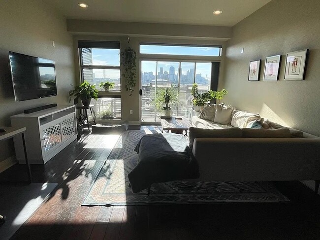 Foto del edificio - 2650 W Front Vw Crescent Dr