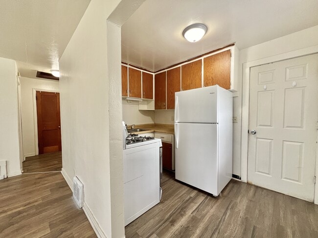 Foto del edificio - 924 Copeland Ave