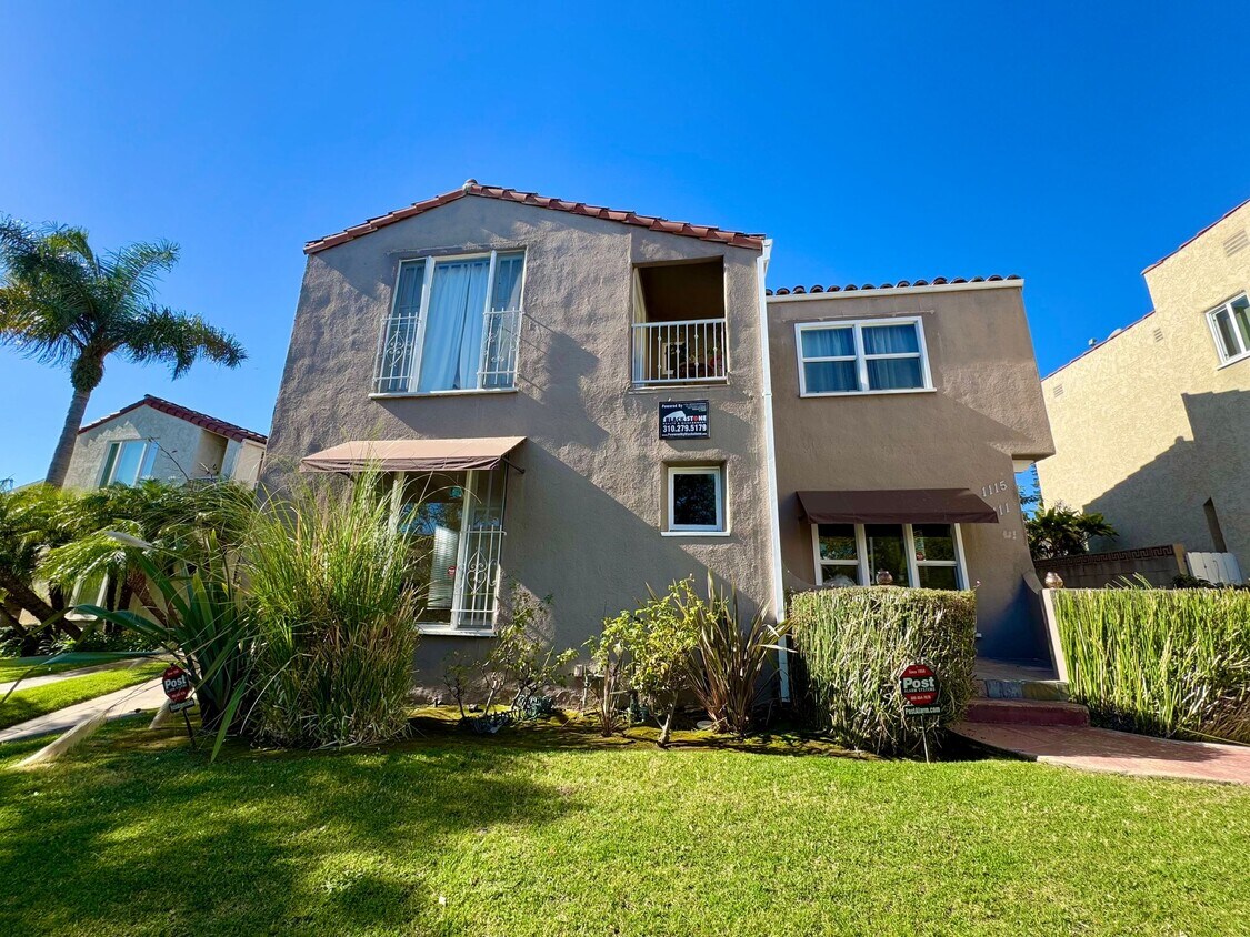 Foto principal - Spacious 3Bed/2Bath with Private Balcony A...