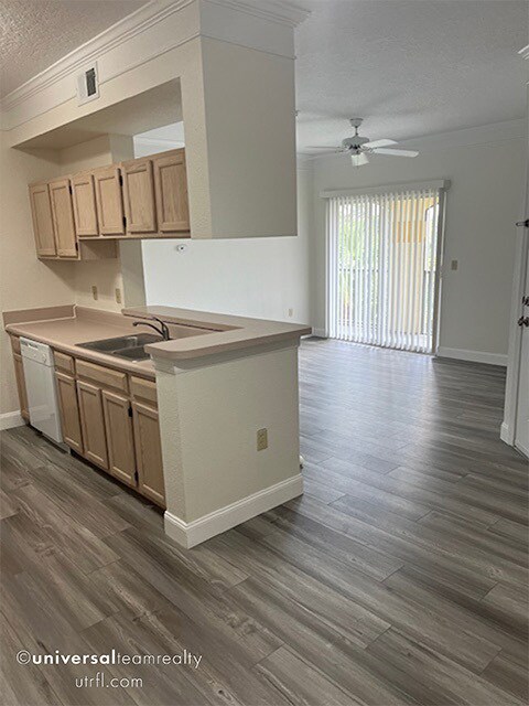 Building Photo - 11540 Villa Grand
