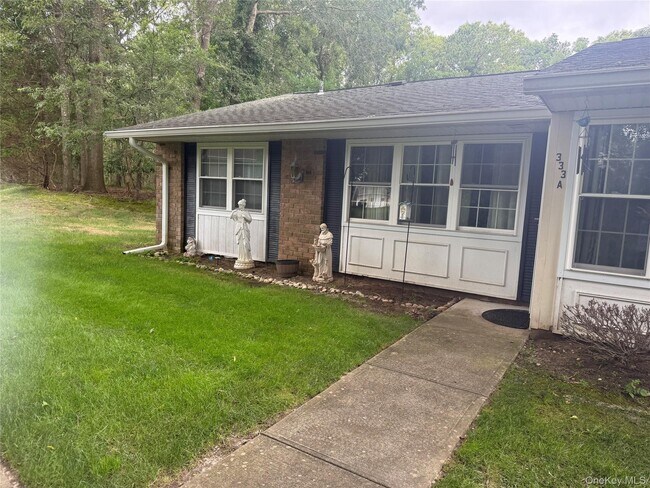 Foto del edificio - 333 Woodbridge Dr