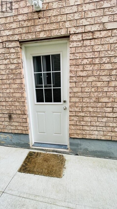 Photo principale - 4789 Colombo Crescent