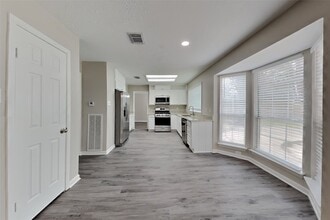 Building Photo - 3918 Appalachian Trail