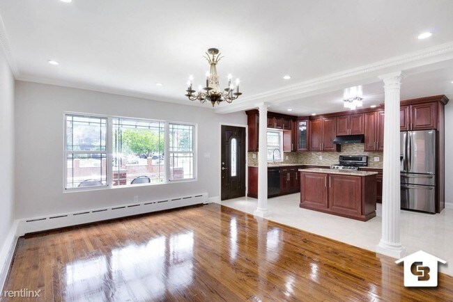 Foto del edificio - 377 Oak Ave