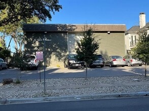 Building Photo - 4020 Rawlins St