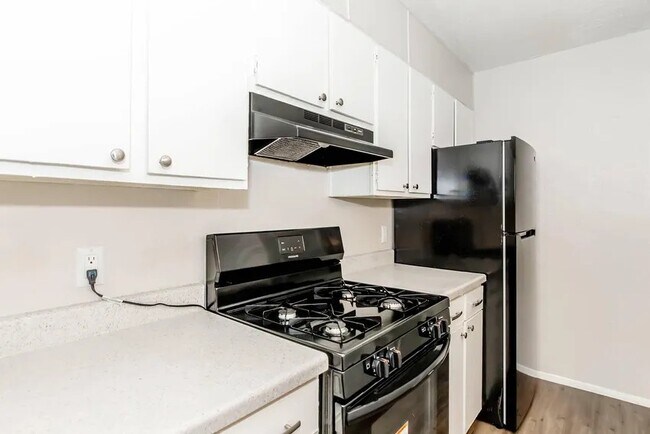 Electrodomésticos de cocina 2x2 - Scenic Pines Apartments