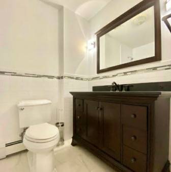 Foto del edificio - 73-04-7367 67th Rd