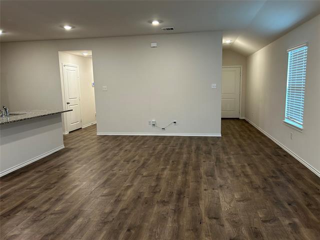 Foto del edificio - 2433 Burkburnett Dr